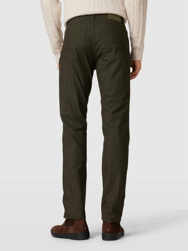 Brax Straight Fit Hose Im 5-Pocket-Design - Olivgrün 5 Brax Straight Fit Hose Im 5-Pocket-Design - Olivgrün – Bild 5