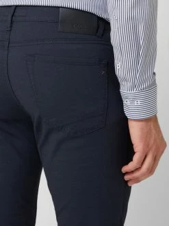 Brax Modern Fit Hose Mit Stretch-Anteil Modell 'Chuck' - Marineblau 7 Brax Modern Fit Hose Mit Stretch-Anteil Modell 'Chuck' - Marineblau -Brax Shop 696jicql9d254da29l442lhkadak8dia899k2jhh653kskq768q36dqd6daj4k2jakpkucaaah4k2k2kap3j4p346hgjae336crm4dpk6oq38eb361j36c346th3ecppc4p62pg