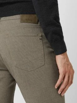 Brax Modern Fit Hose Mit Stretch-Anteil Modell 'Chuck' - Beige 7 Brax Modern Fit Hose Mit Stretch-Anteil Modell 'Chuck' - Beige -Brax Shop 85938j9gagpk2hho94r4mh2399948i9had2lah2jaksjei298kr34k2f9t3j6c9n9d9kql299t73gjhoad3m8ohj6cqm8dhk6pj68p9kcgs34e1jc5j6ae1mckrm8d1l71j34e8