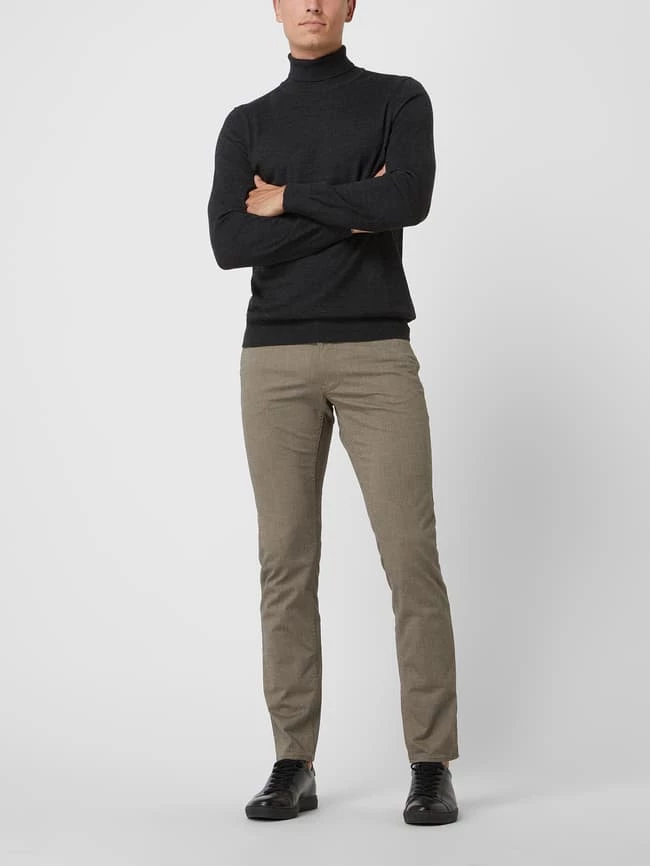 Brax Modern Fit Hose Mit Stretch-Anteil Modell 'Chuck' - Beige 1 Brax Modern Fit Hose Mit Stretch-Anteil Modell 'Chuck' - Beige